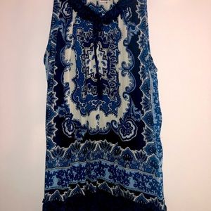 bila•sleeveless top•paisley•blue and white•L